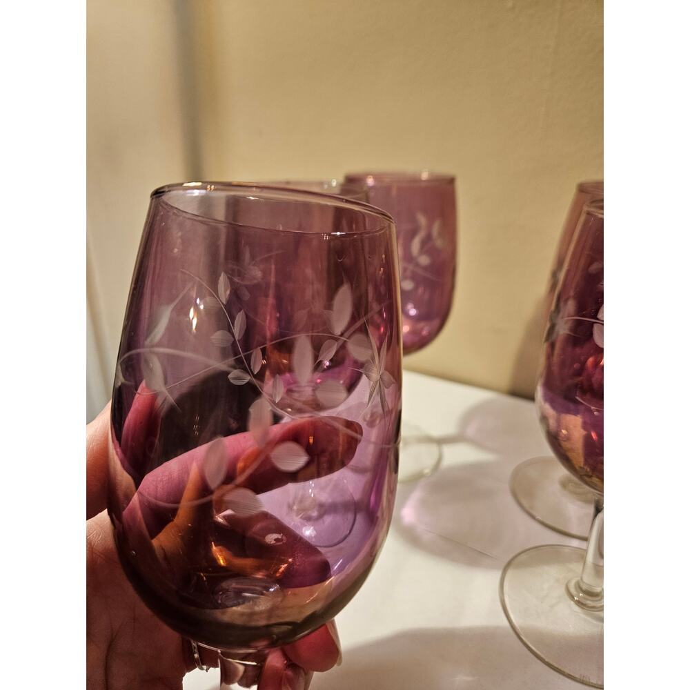 Set of 5 Cranberry Wine Glasses Champagne Glasses - Picture 3 of 4